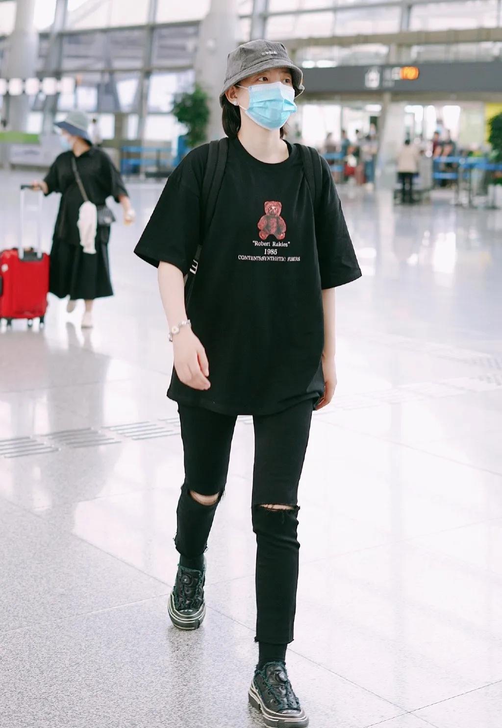 乘风破浪的姐姐背的包包,乘风破浪的姐姐们有哪些