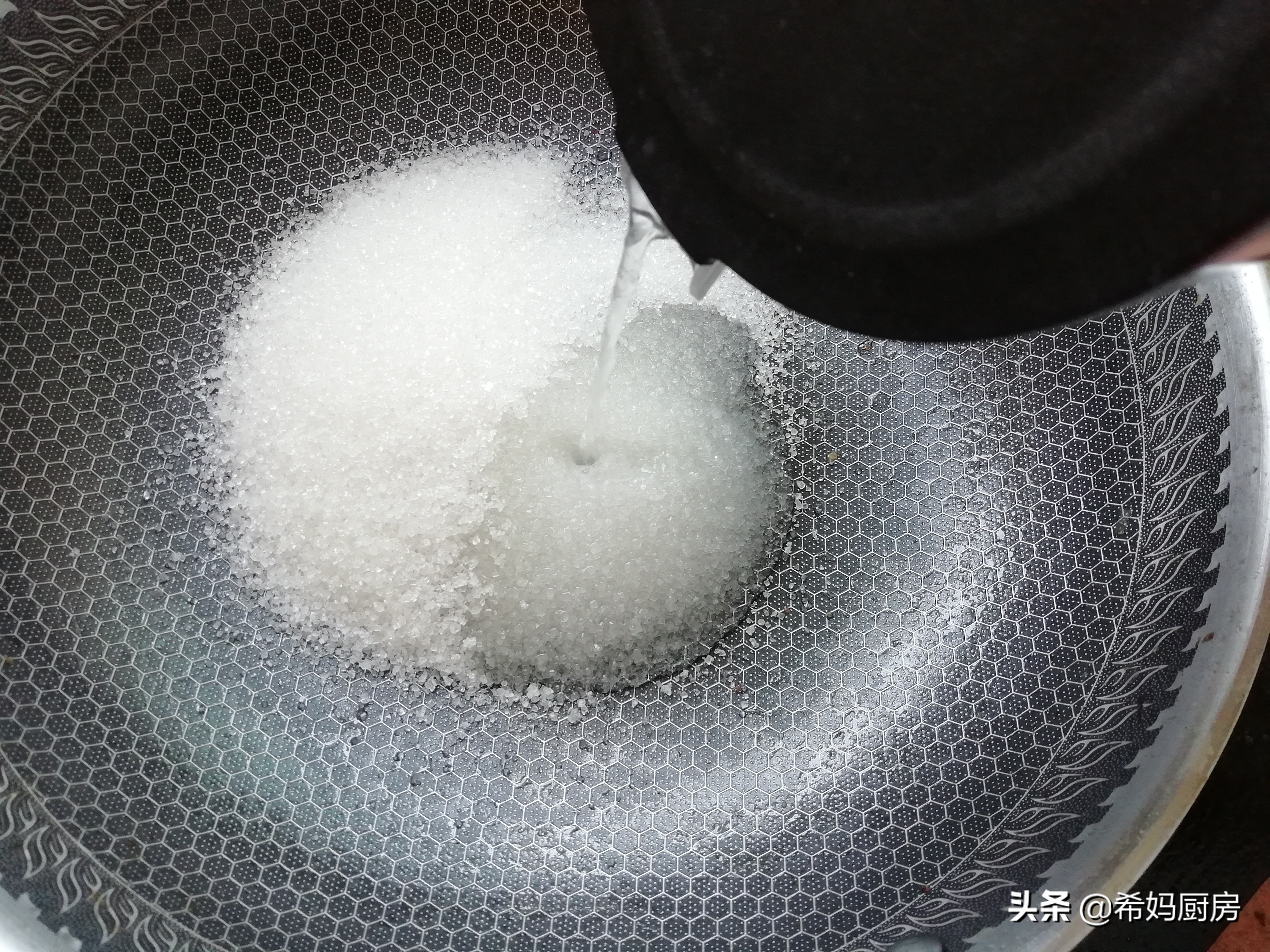 蜜枣怎么熬粥好喝,蜜枣泡水喝的做法