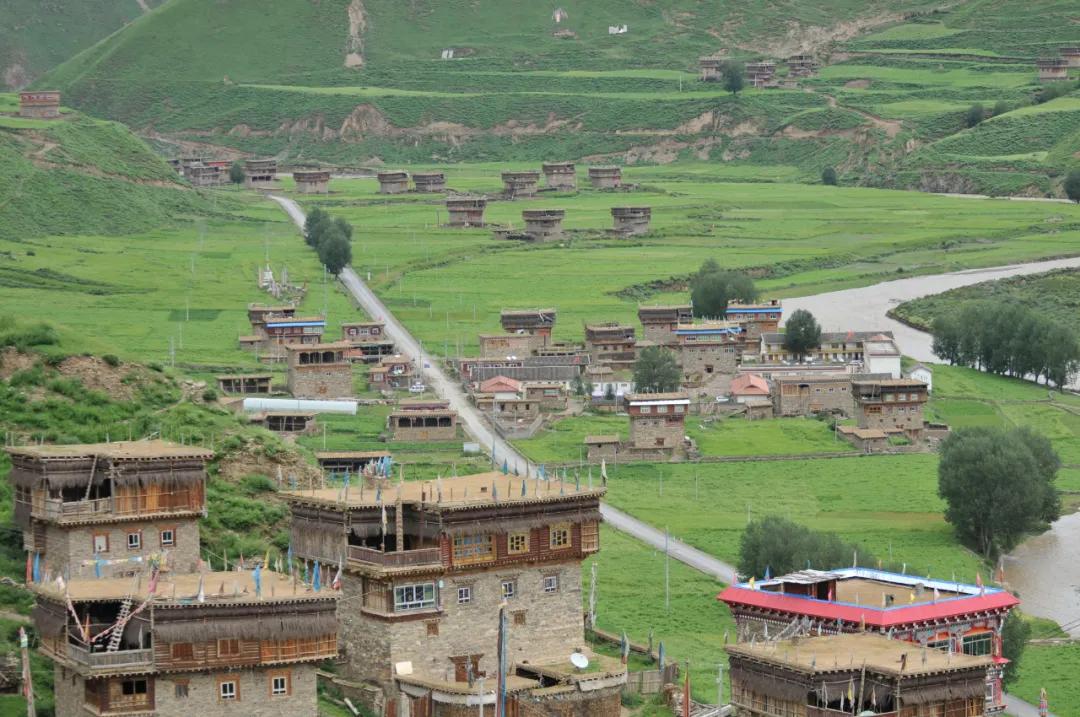 丝路甘孜康藏秘境第三站色达,甘孜色达穿越之行