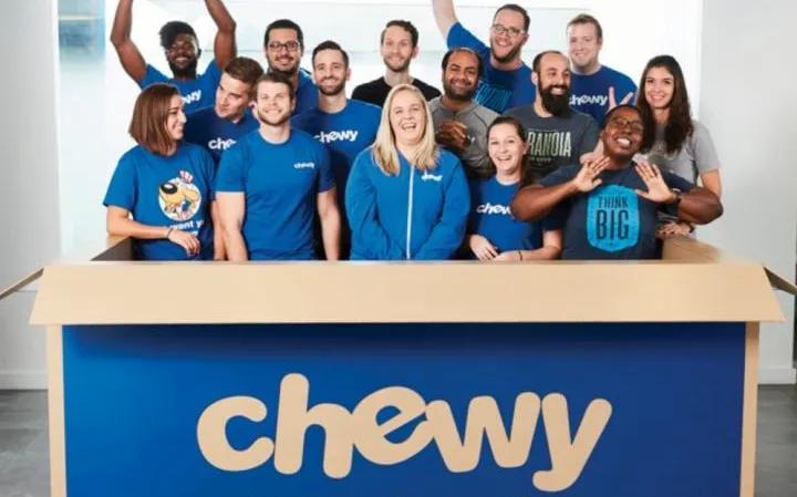 同一家店同样商品卖不同价格,同一条街卖一样的东西