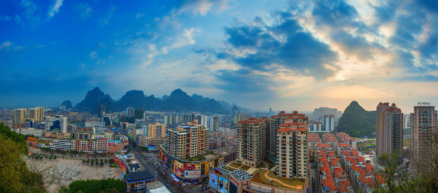 广西还是桂东桂南发达些,广西贺州与广东交界处