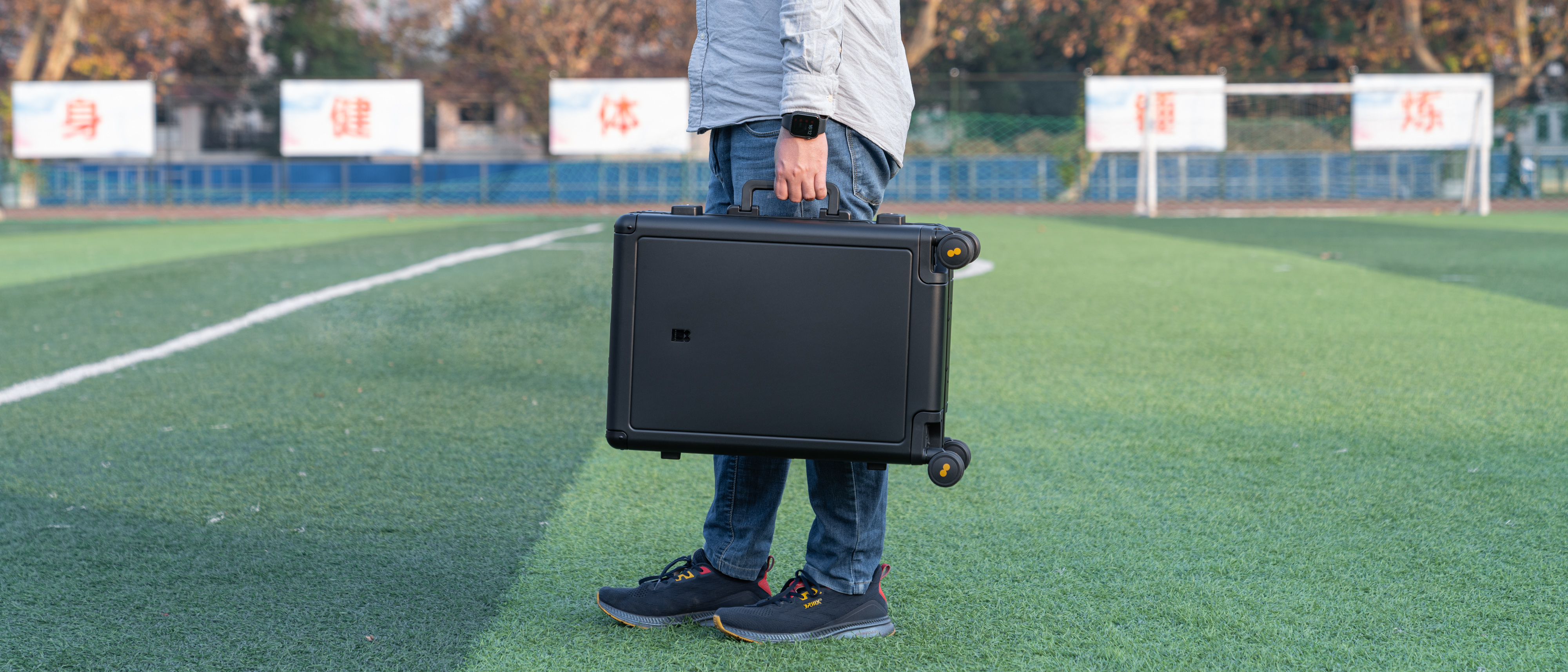 地平线8号铝镁合金旅行箱测评,行李箱推荐地平线八号