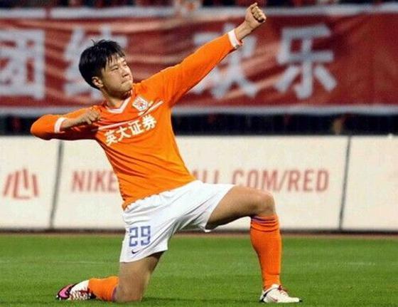 李金羽的恋情,李金羽结几次婚