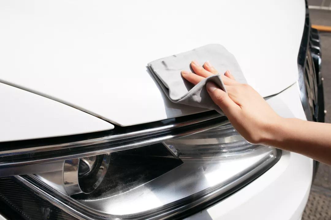 新车打蜡镀膜镀晶哪个最不伤车漆,4s店的镀膜能保持多久