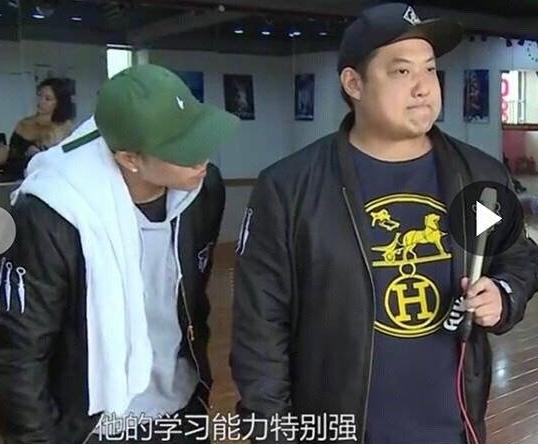 易烊千玺舞蹈功底,易烊千玺舞蹈实力如何