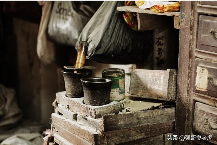 旧成都的中药铺（原著：晨曦）