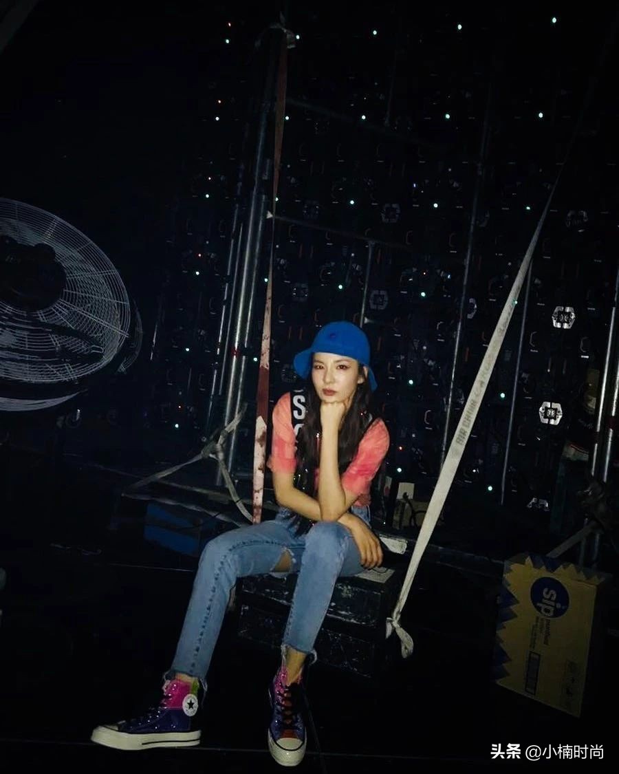 韩星戴的帽子,泫雅iu同款