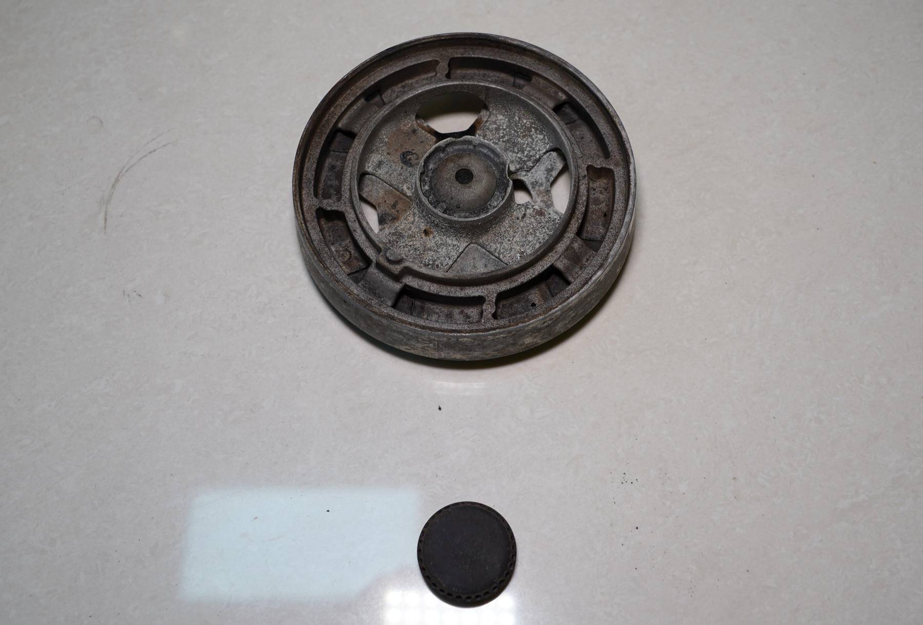 嵌入式燃气灶怎么防油污,嵌入式燃气灶如何选择炉头