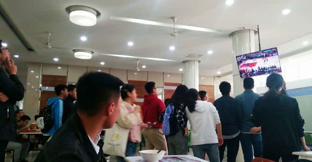 库密詹密互喷大战开始,没有什么湖没有被污染过