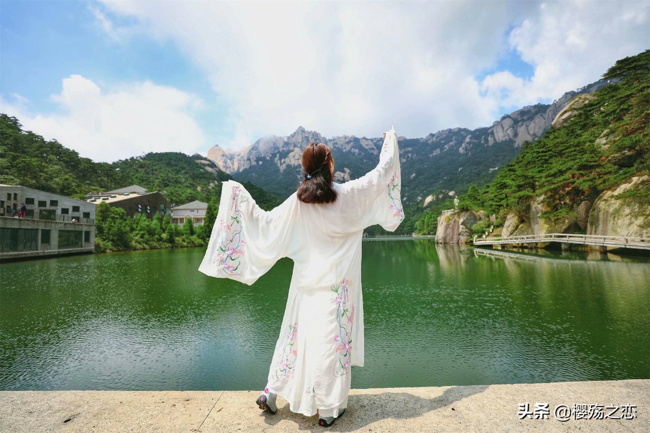 琉璃拍摄现场安徽天柱山,安徽三大名山哪个景色好