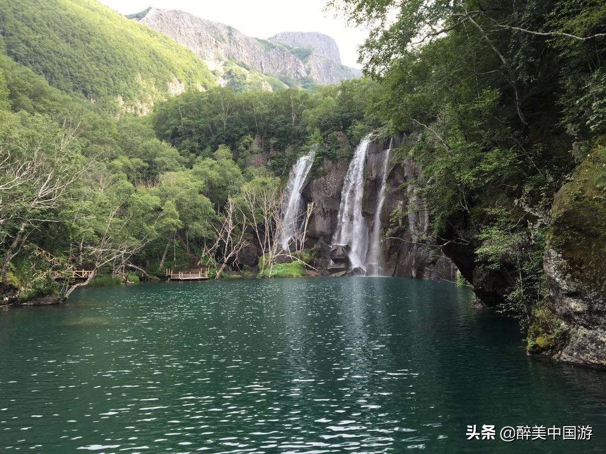 长白山天池探秘,长白山天池和瀑布风景区