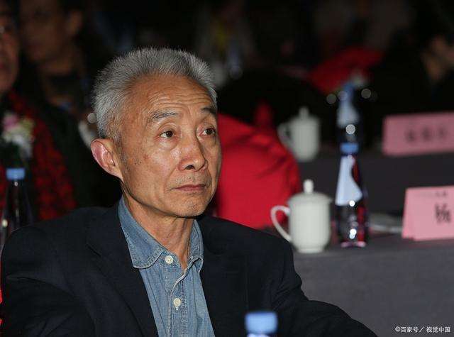 生活在树上作文解读,高考满分作文站在树上