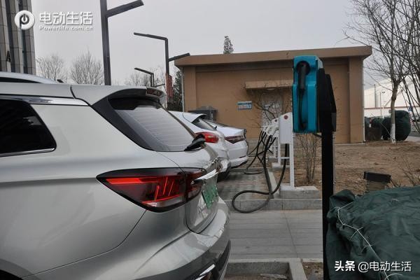 车续航实际测试,44路车真实故事视频