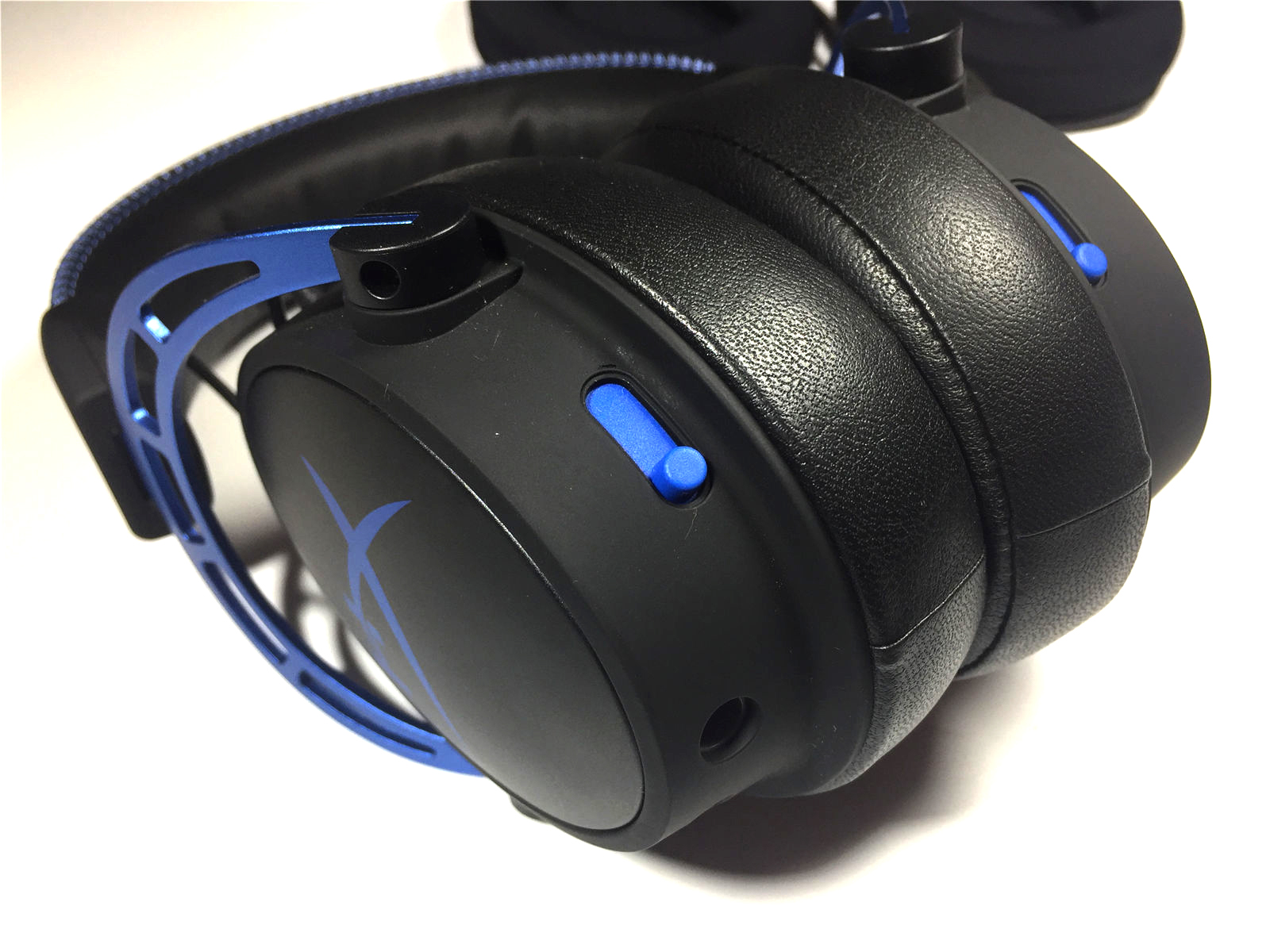 hyperxcloudalphas耳机,hyperx阿尔法加强版游戏耳机