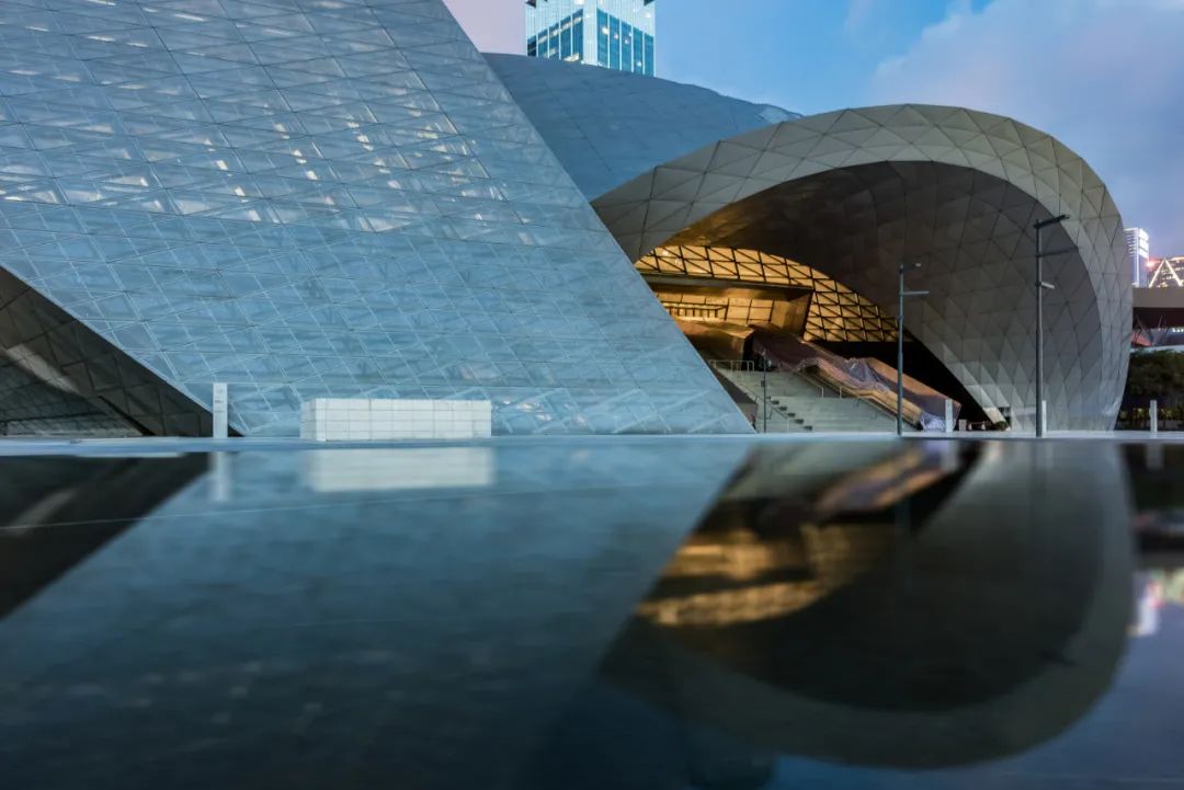 壮美文化诗篇,耕种人文福田!向着现代文明典范城区阔步前行