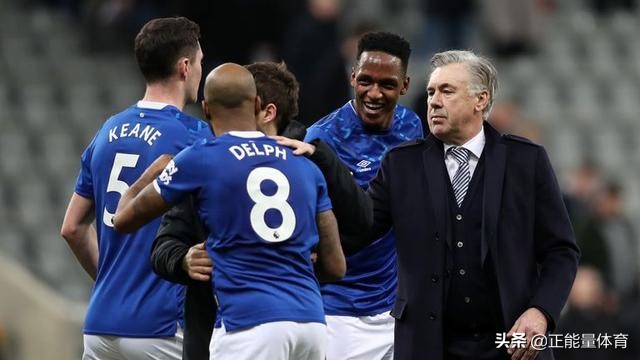 442打法思路,专业分析安切洛蒂执教埃弗顿战术