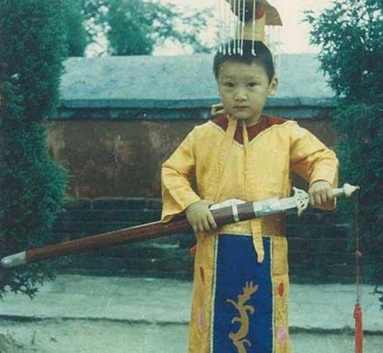 孙悦加入湖人队,湖人队孙悦现状