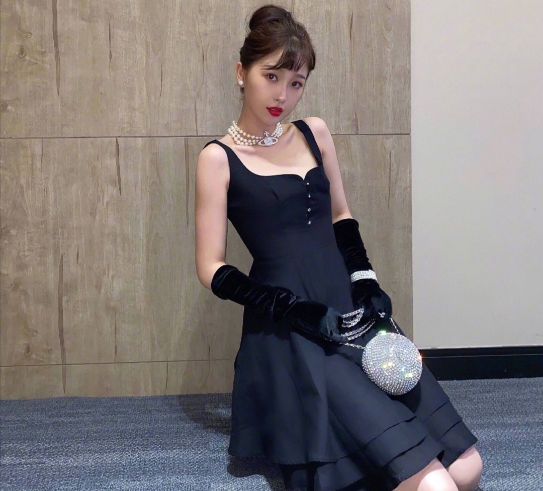 人人都爱虞书欣？娱乐圈穷养女和富养女的区别竟这么大！