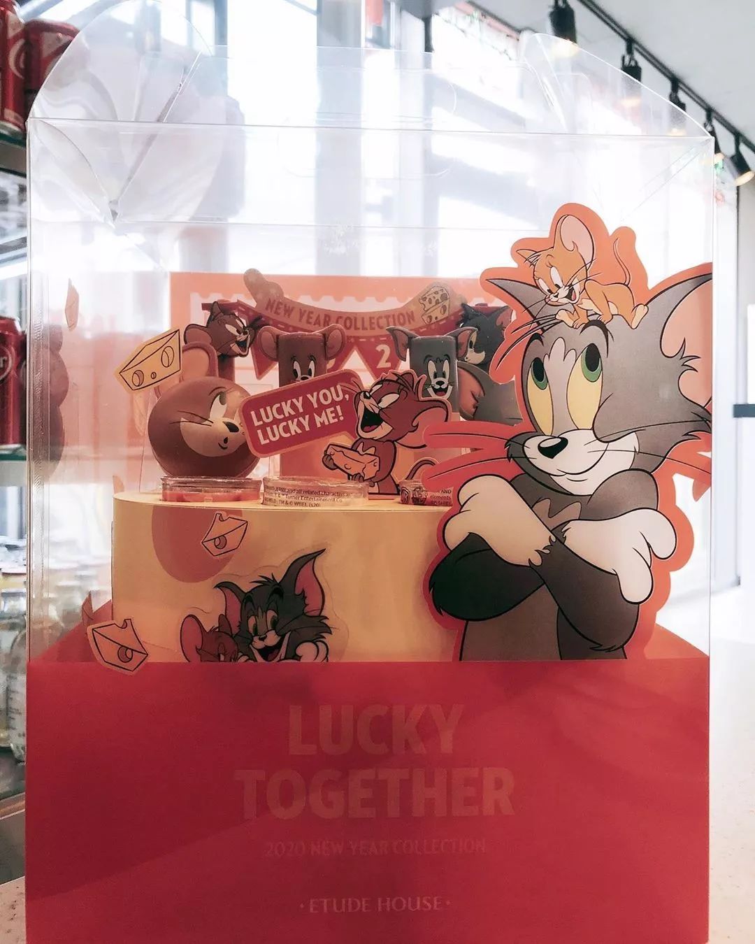 请说一下今年彩妆最好用的单品,新年必备的彩妆产品有哪些