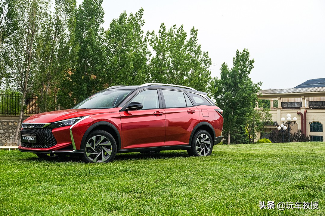 10万左右个性suv,10万左右的法系车suv