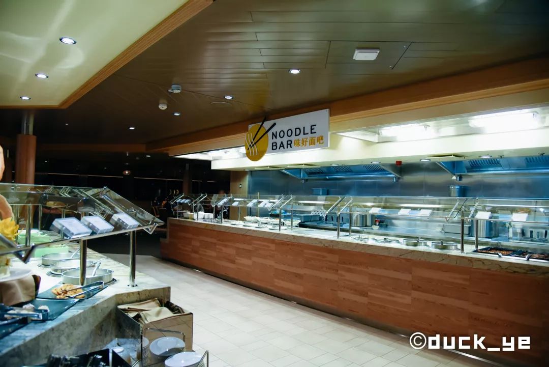 乘坐皇家加勒比邮轮太阳光光谱号,黄晓明皇家加勒比海洋光谱号