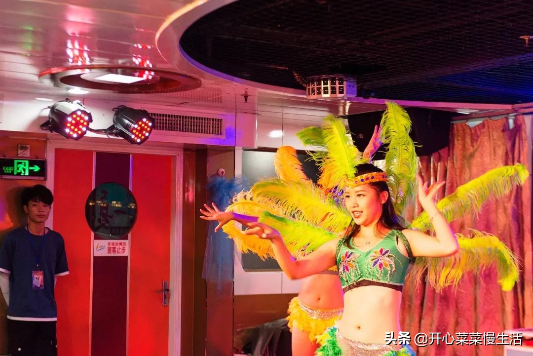 珠海第一座桥珠海大桥 (建造香港澳门珠海大桥花了几年)