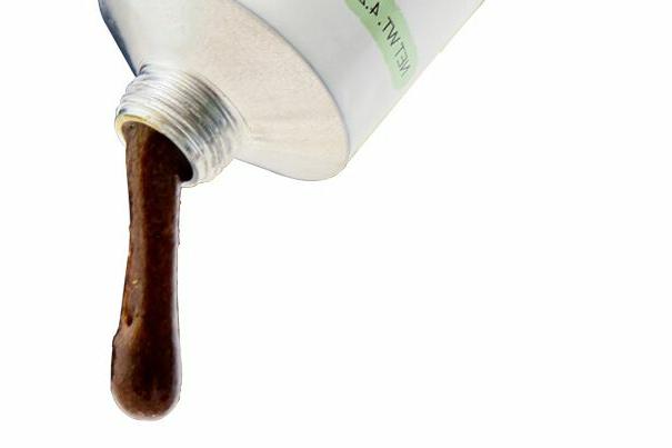 为什么兔子老拉屎拉尿,兔子一天没吃草怎么办