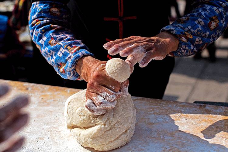 传统打糍粑,传统的打糍粑