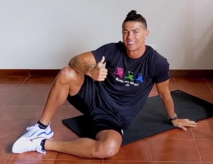 尤文球王说出成功秘诀！六一儿童节，C罗为小朋友加油