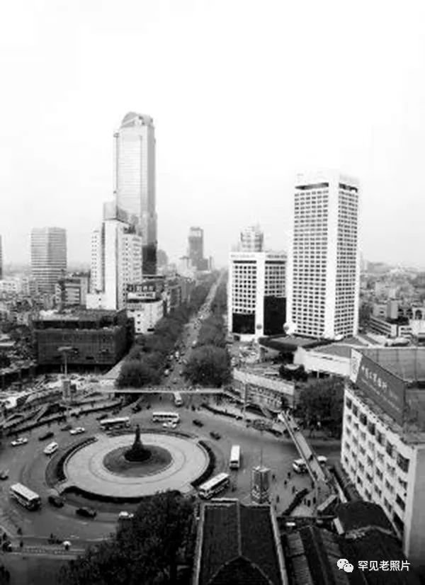 100年南京大桥绘画,南京红色100年