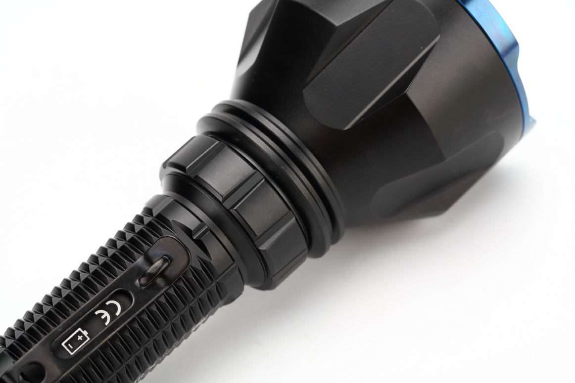 千米金箍棒OLIGHTWARRIOR武士XTurbo评测超级远射桶评测