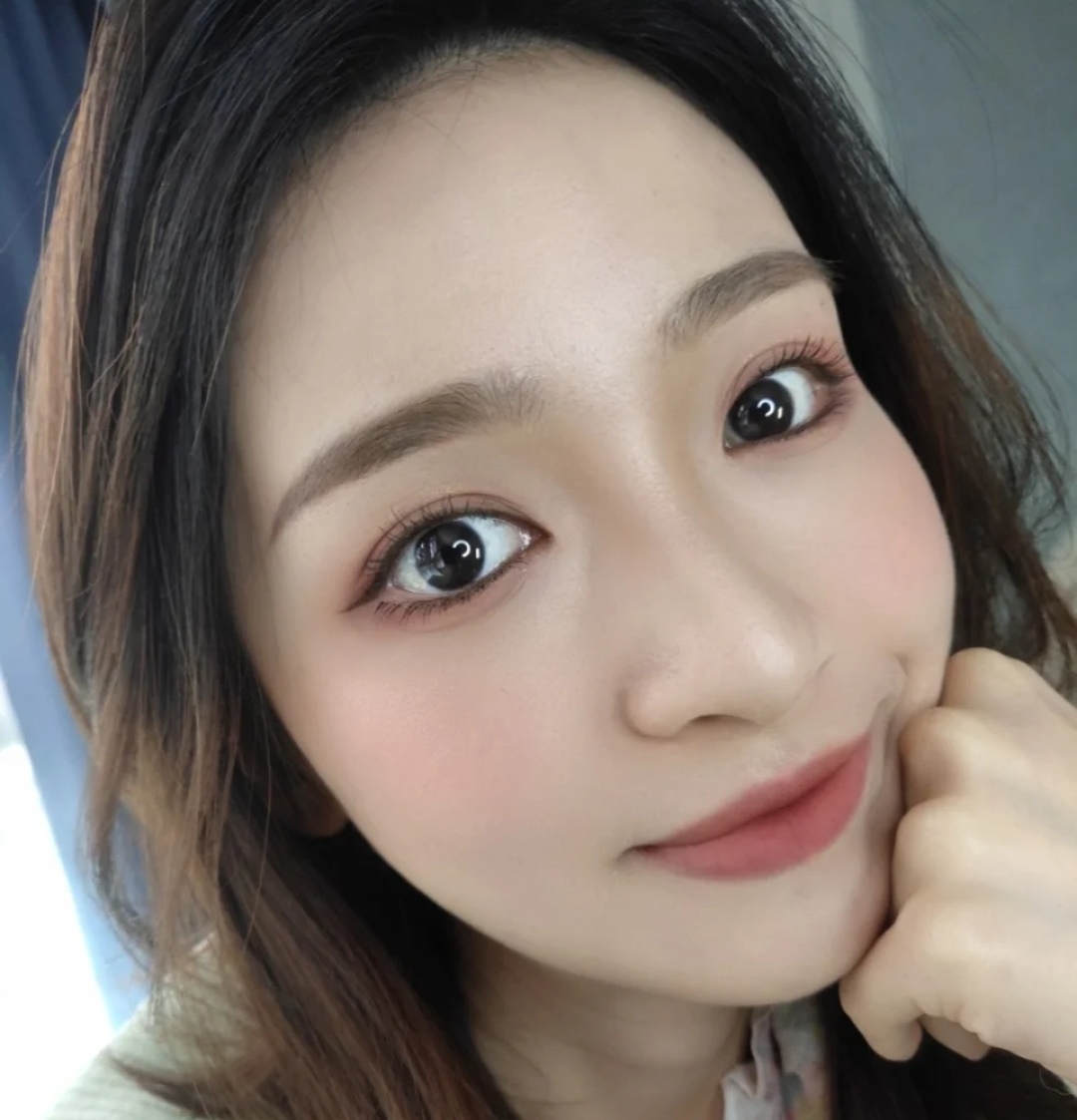 涂粉底液的最佳方法,涂粉底液的正确方法从下往上