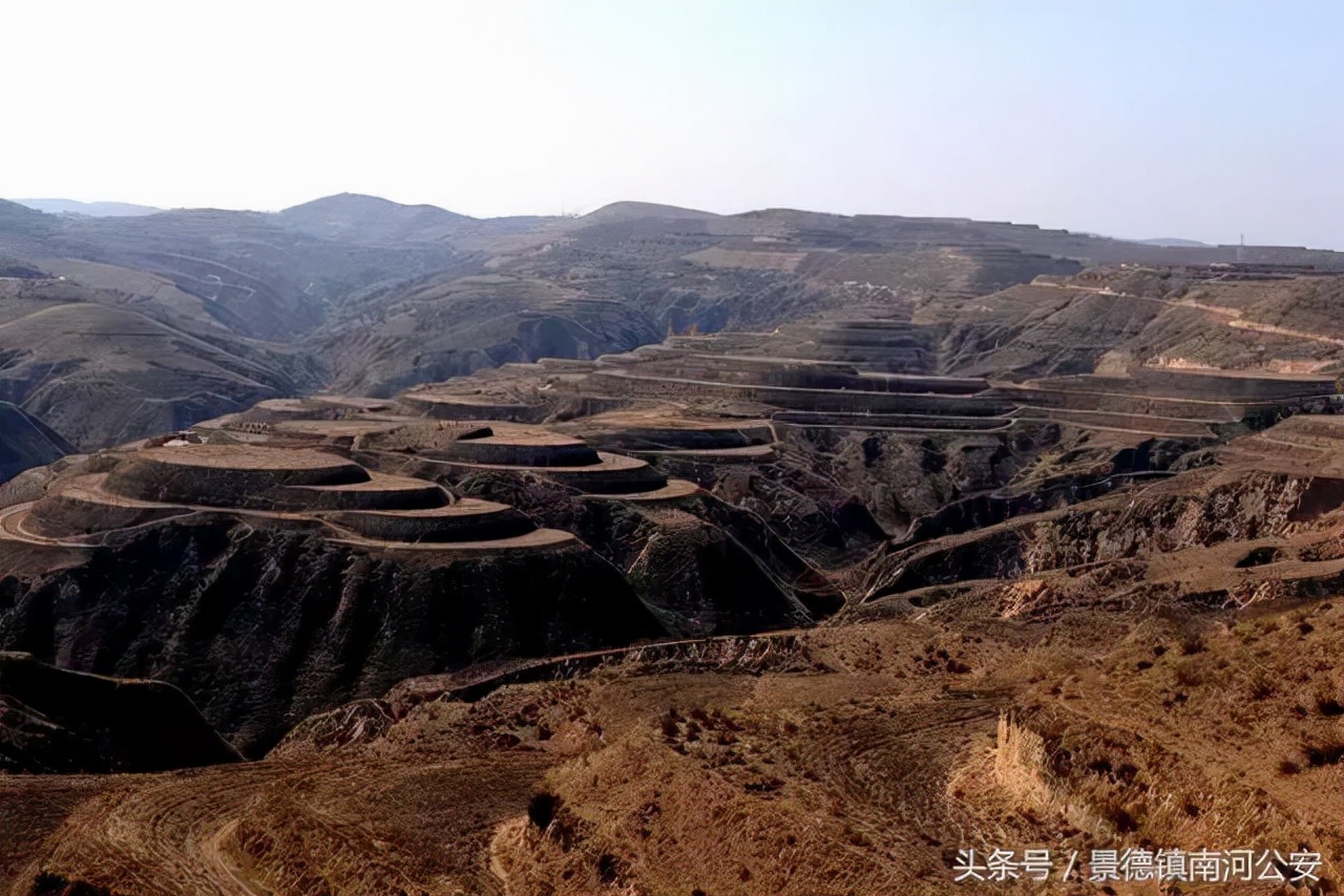 毛主席打算在延安接见一名旅长，多亏处长细心，识破他的真正身份