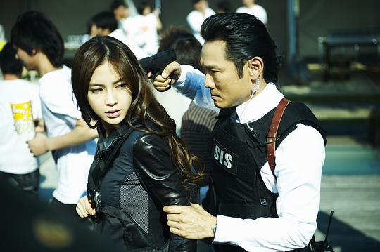 徐达夫黄渤,痞子英雄徐达夫的老大是谁扮演的