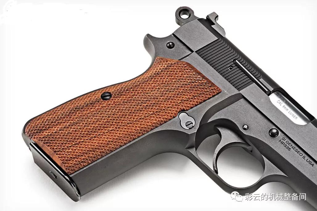 勃朗宁1953手枪 (勃朗宁大威力手枪vs勃朗宁m1900)