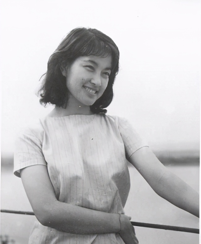 刘晓庆一岁到70岁的荧幕变化,从一个女明星到亿万富姐刘晓庆