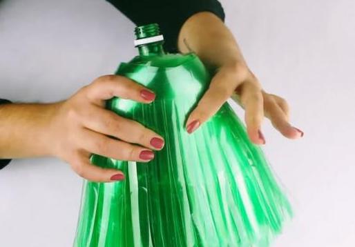 清理扫把的妙招,清理顽固污渍的扫把