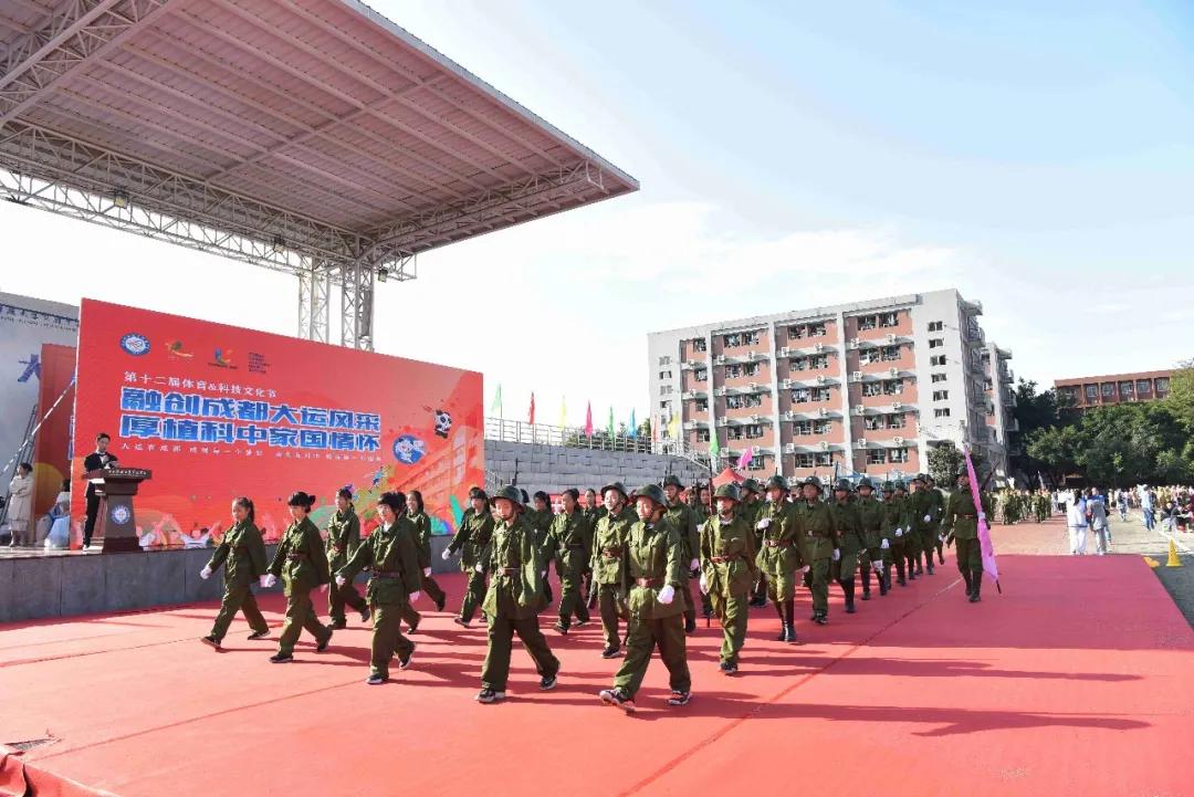 机器人在技能大赛上尬舞,世界机器人舞冠军挑战赛