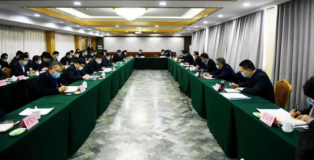 抗疫一线我是党员义不容辞,抗疫一线有种光荣叫火线入党