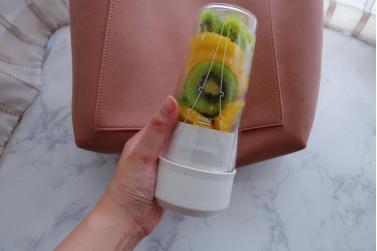 榨汁水杯随身携带水杯,随身携带榨水果汁的小杯子