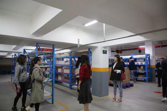 绐佸嚭閲嶅洿鎶㈠崰鍏堟満,绐佸嚭閲嶅洿鐮ョ牶鍓嶈