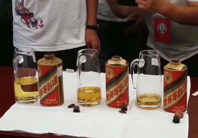 收购老酒的人是如何赚钱的,废旧回收生意一年赚多少钱