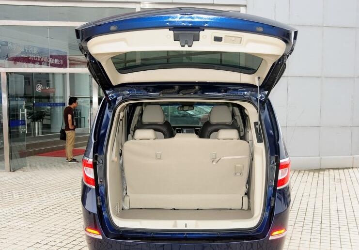 20万公里的二手别克gl8还值得买吗,别克gl8二手该怎么选