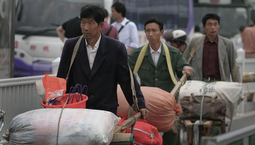 23届大专生在富士康的日常,大学生在富士康工作是什么体验