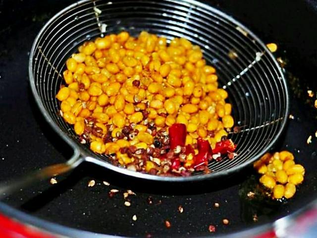 炸黄豆酥脆不回潮方法,炸黄豆不酥脆了怎么做