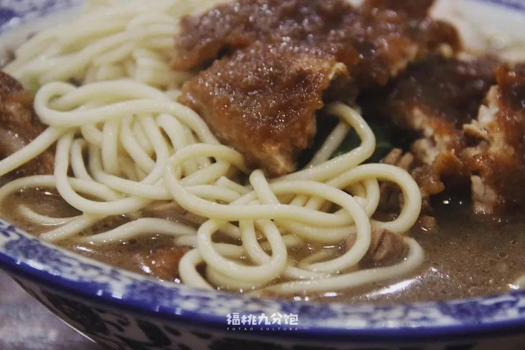 王宝强吃面道士下山,道士下山吃面图片