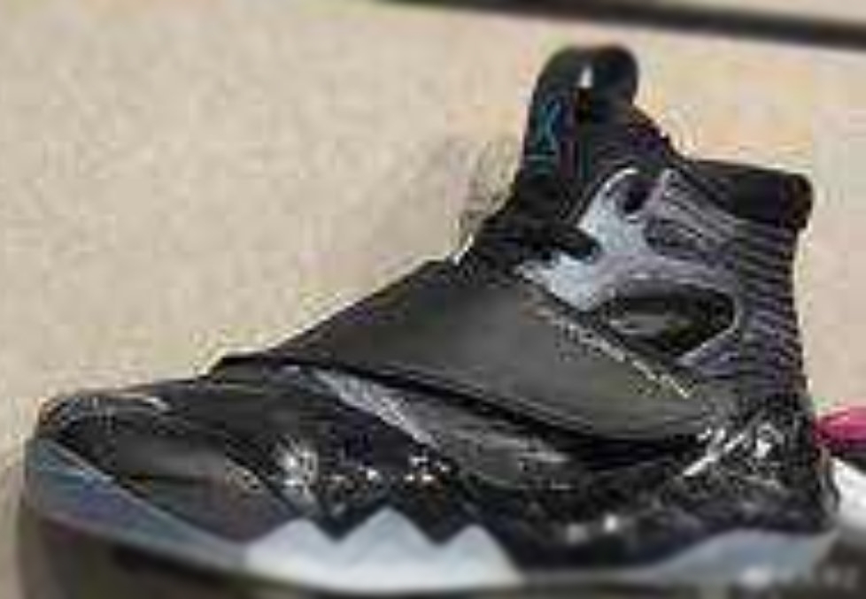 海沃德4与韦德之道10,海沃德上脚新鞋