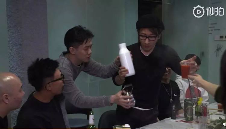 刘谦回应完整版,刘谦换壶央视如何解释