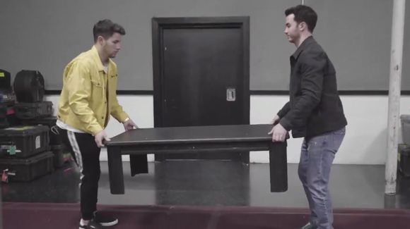 赛琳娜戈麦斯和麦莉赛勒斯,麦莉赛勒斯赛琳娜戈麦斯