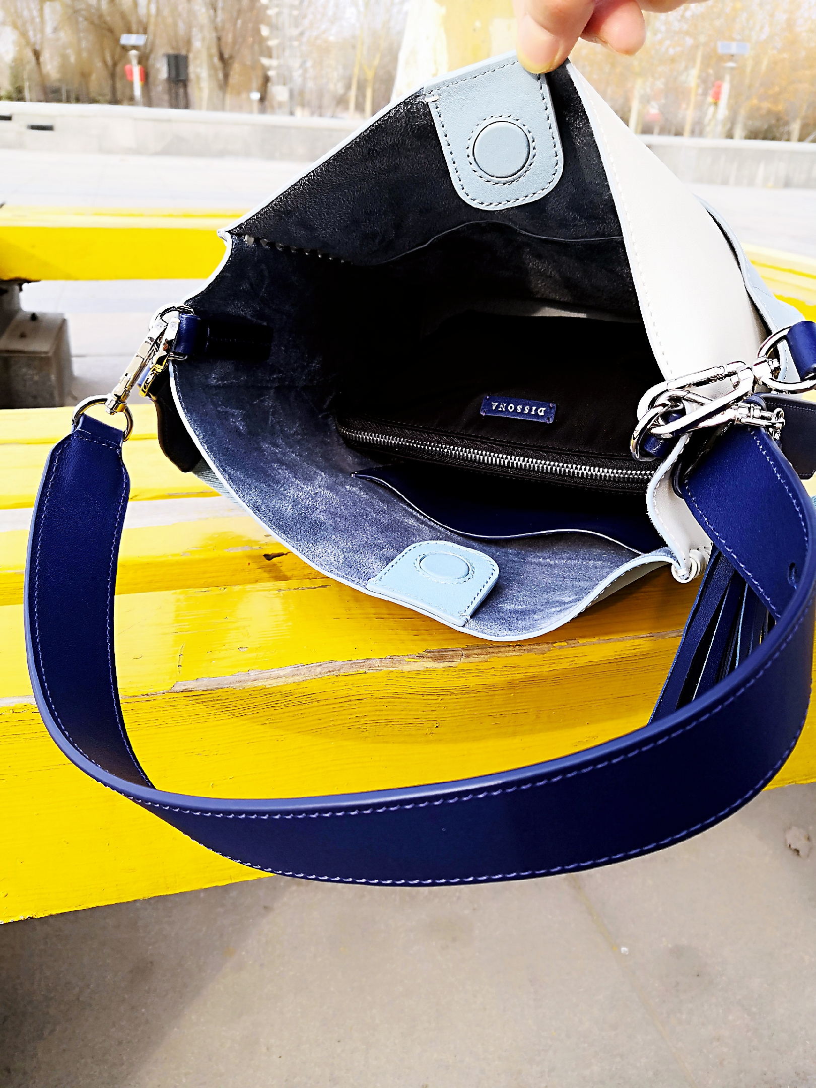 国产女包十大品牌迪桑娜,迪桑娜女包哪一款最火